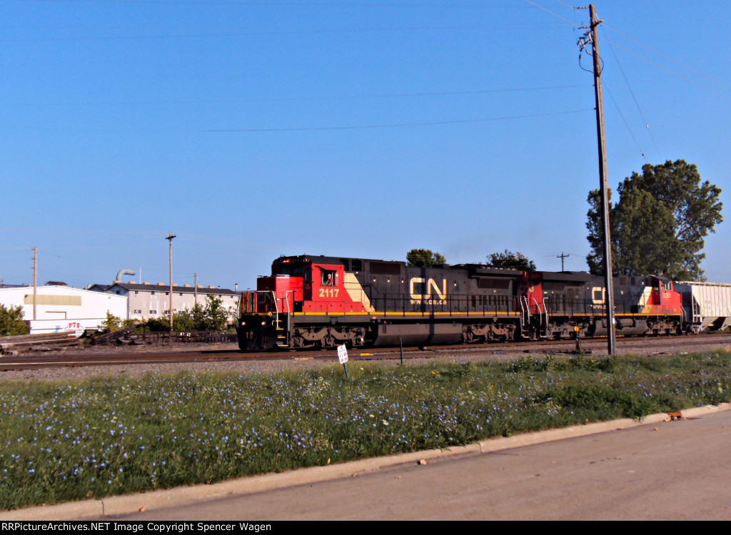 CN 2117